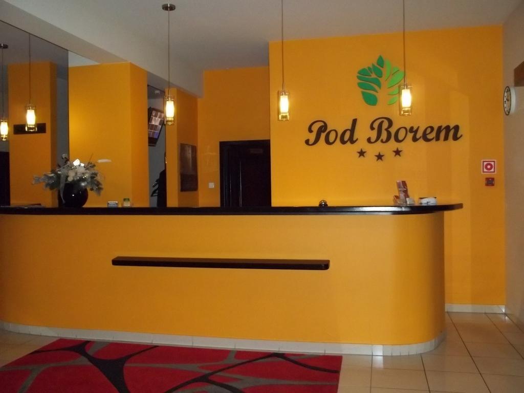 Zajazd Pod Borem Glogow Malopolski Exterior photo